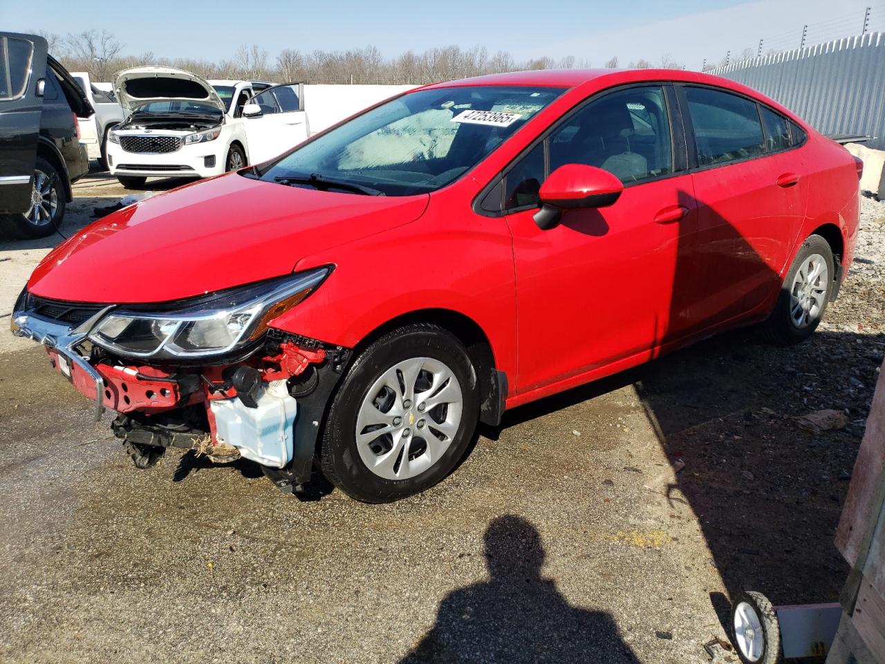 2019 Chevrolet Cruze Ls იყიდება Louisville-ში, KY - Front End