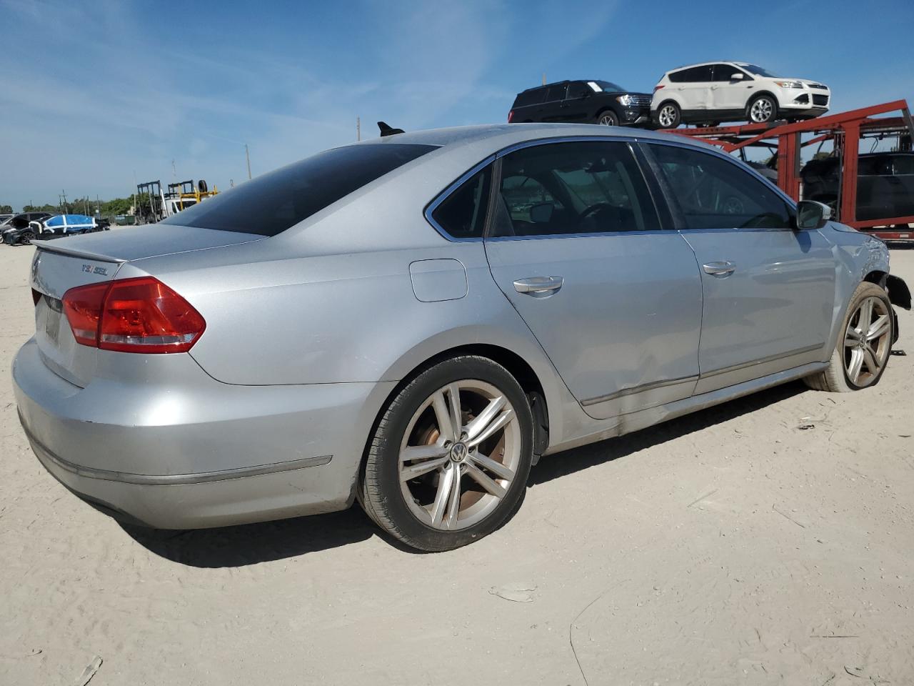 2014 Volkswagen Passat - Image 3