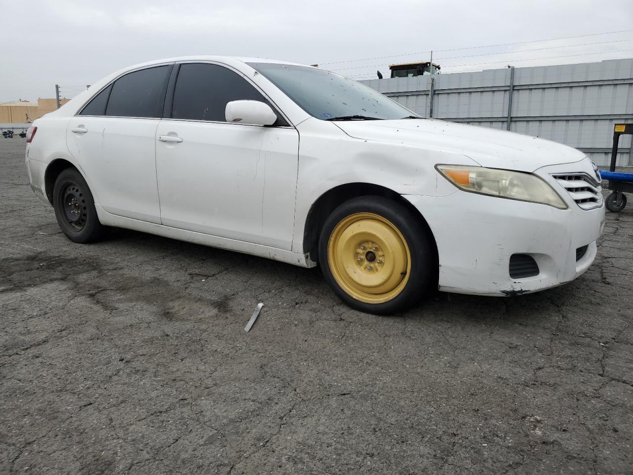 2011 Toyota Camry - Image 4