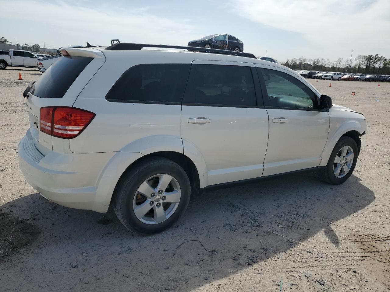 2016 Dodge Journey - Image 3