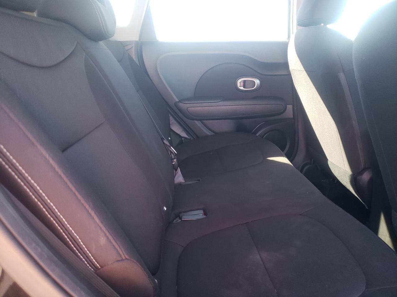 2016 Kia Soul - Image 10