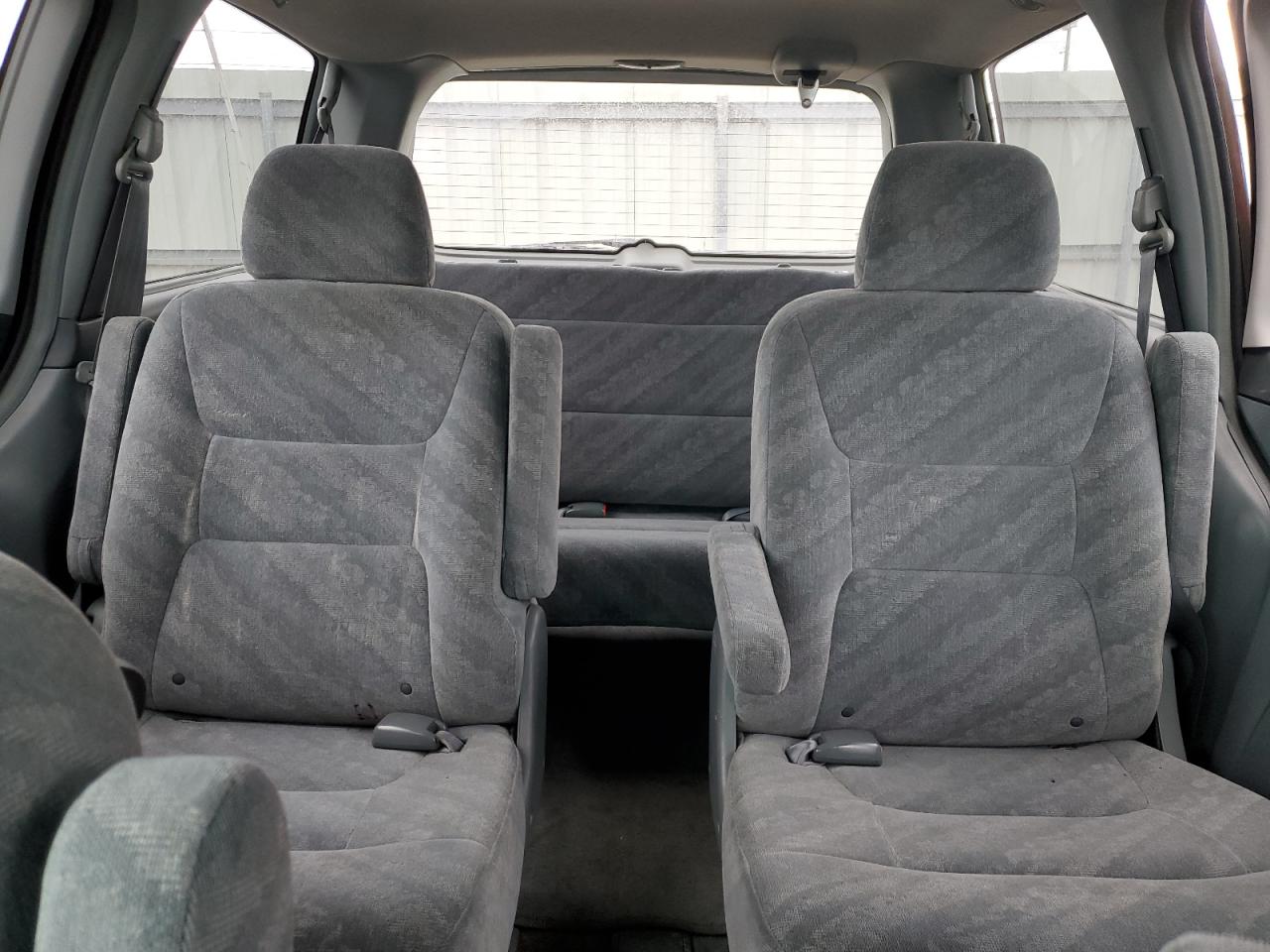 2003 Honda Odyssey - Image 10