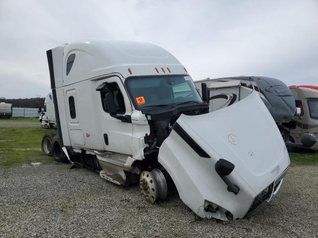 2020 Freightliner Cascadia 126 