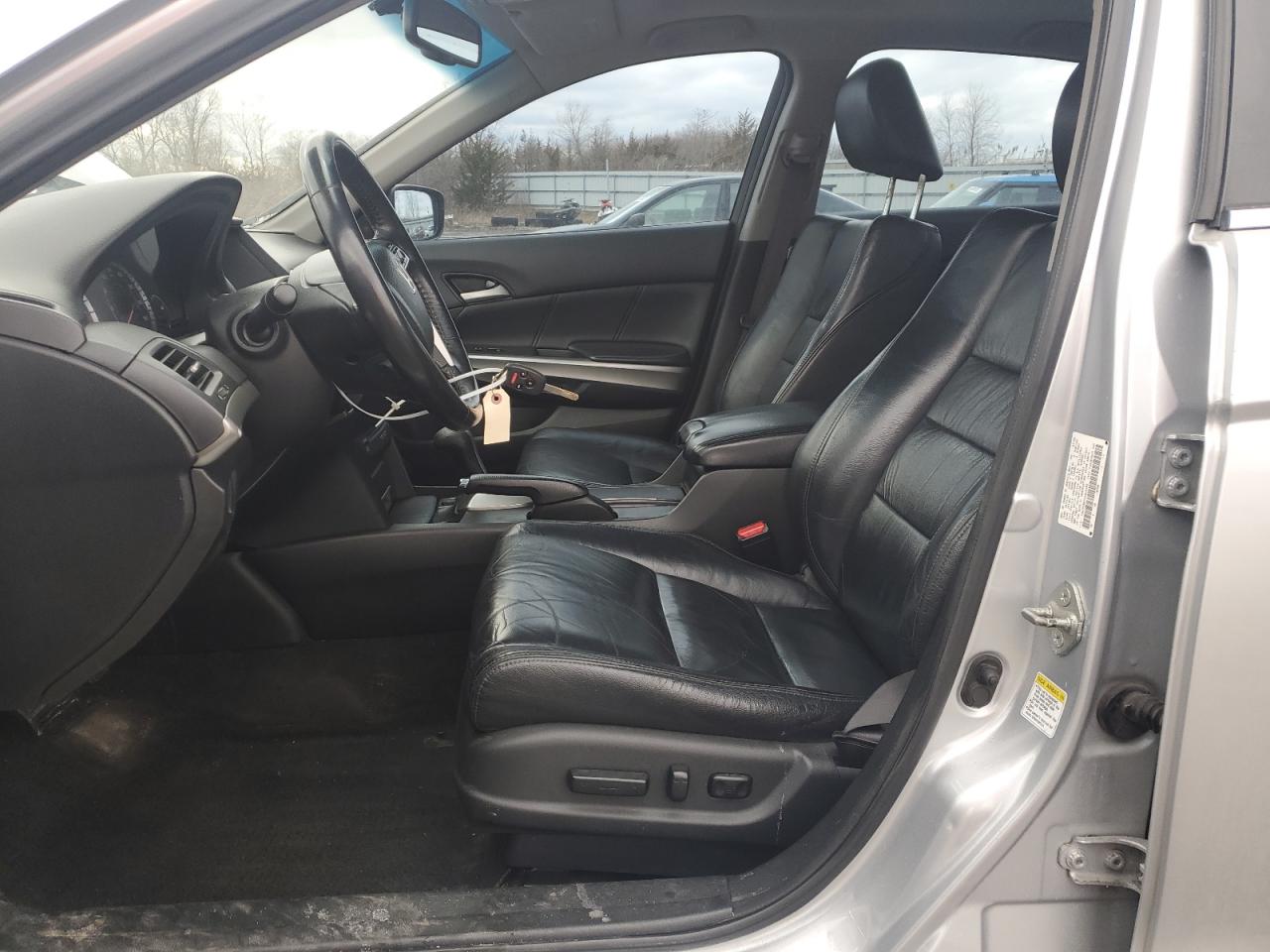 2009 Honda Accord - Image 7