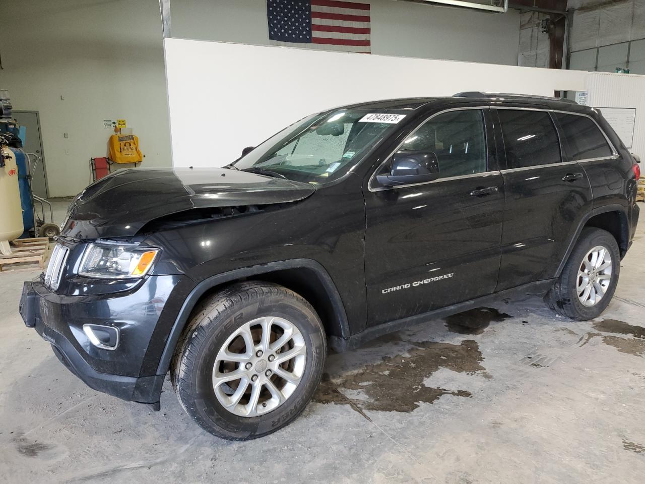 2015 Jeep Grand Cherokee - Image 1