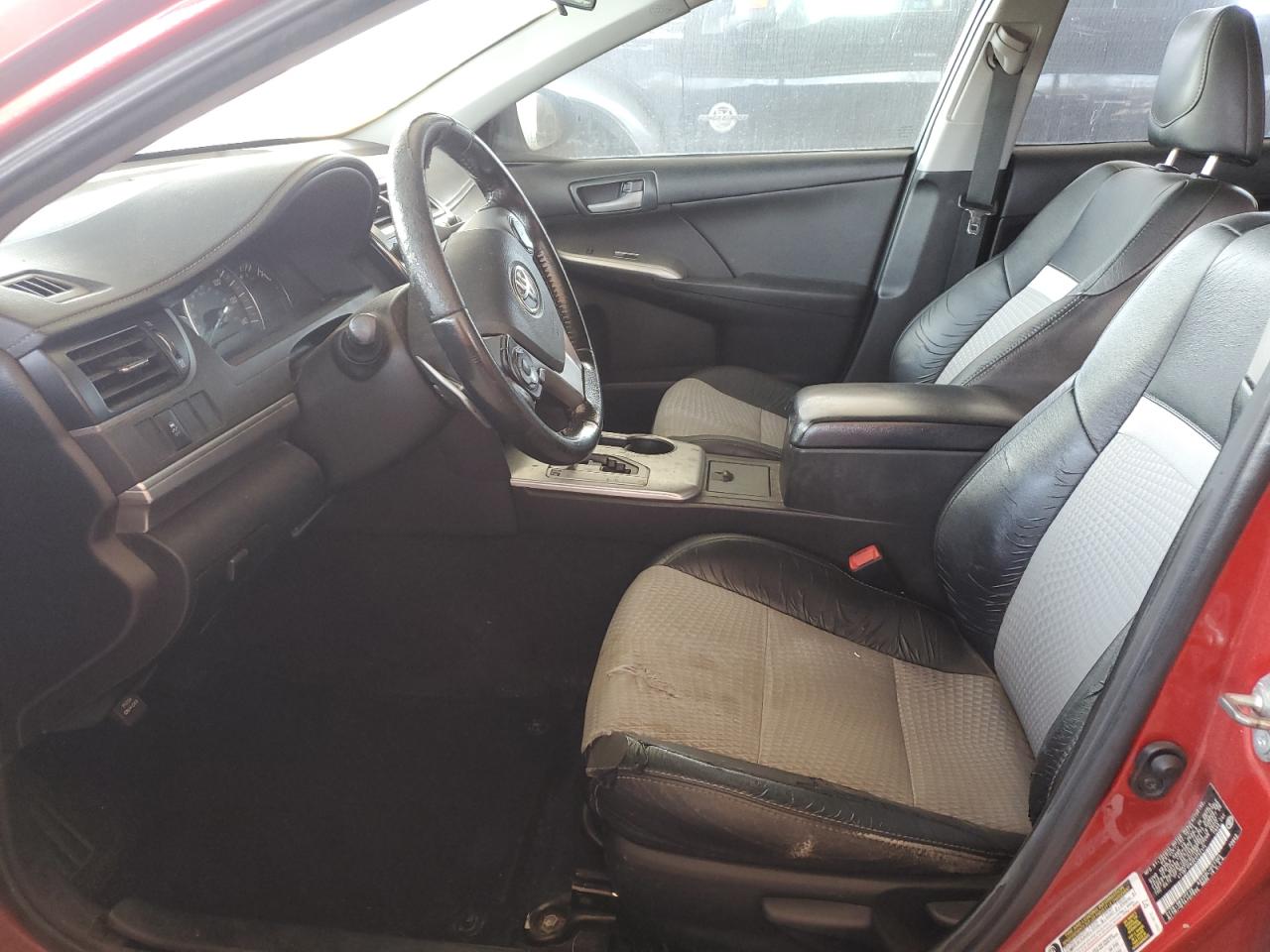 4t1bf1fk2eu753174 4T1BF1FK2EU753174 2014 Toyota Camry L