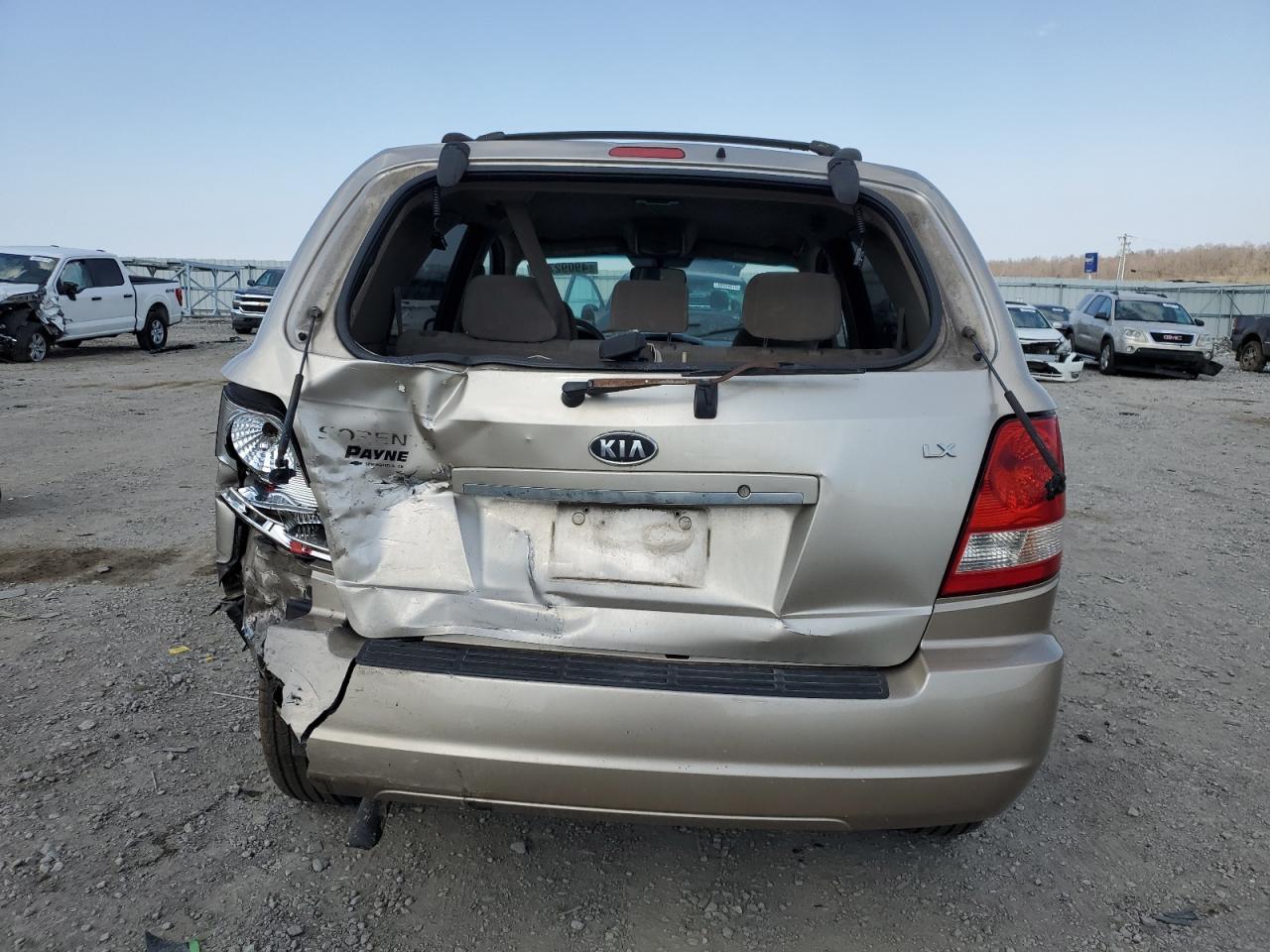 2006 Kia Sorento - Image 6