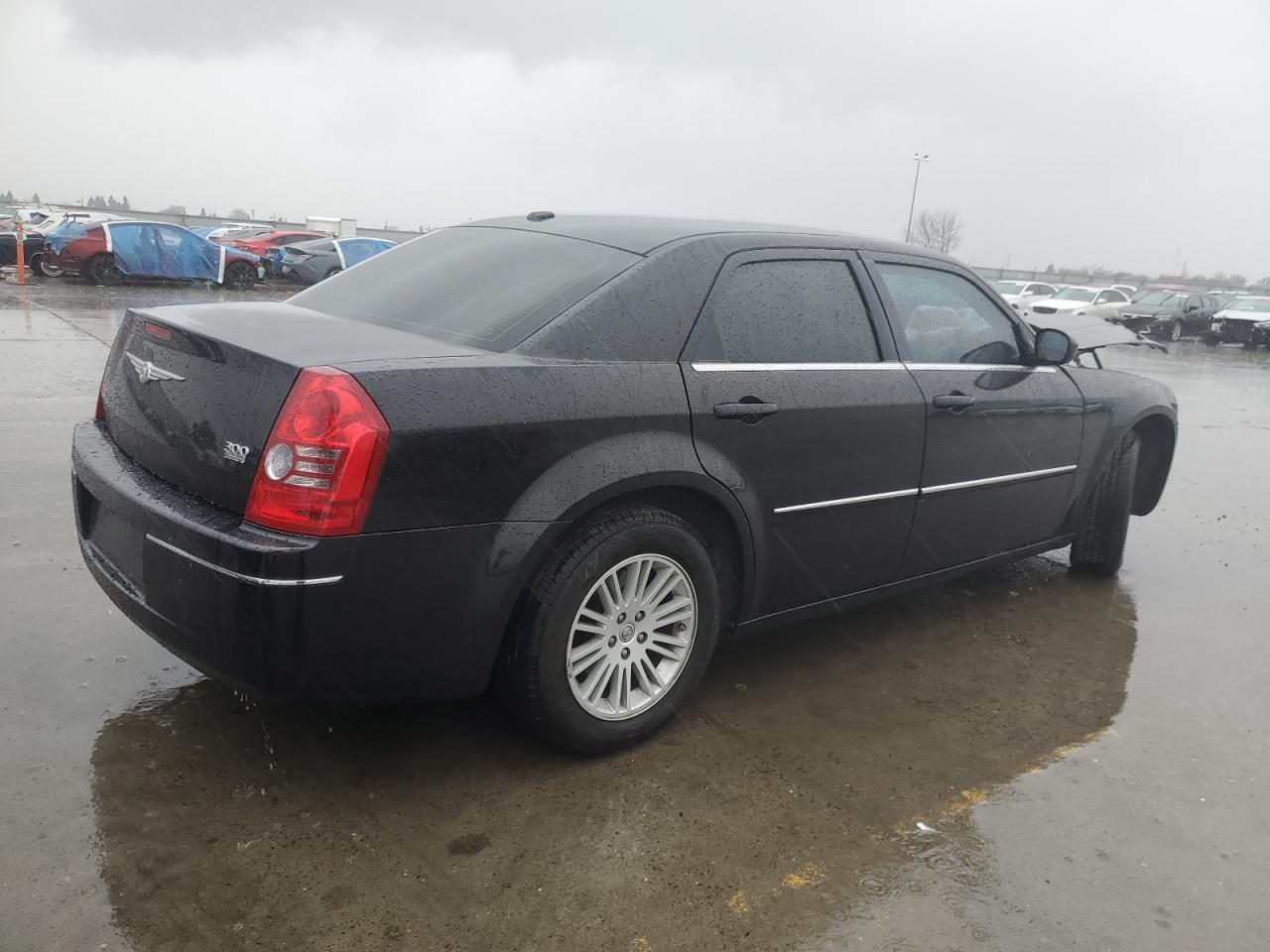 2009 Chrysler 300 - Image 3