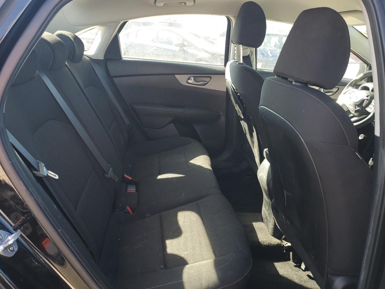 2019 Kia Forte - Image 11