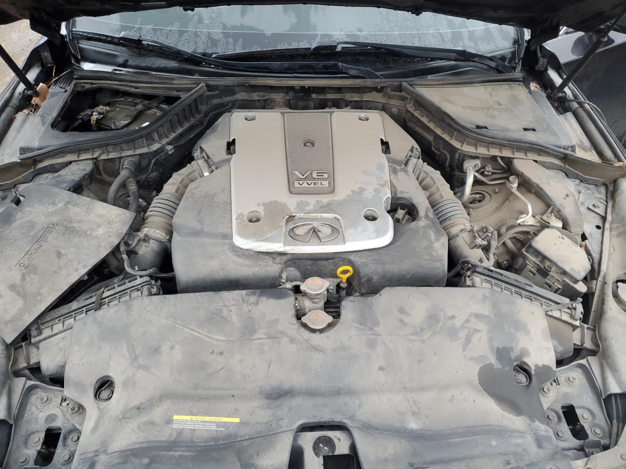 2014 Infiniti Q50 - Image 13