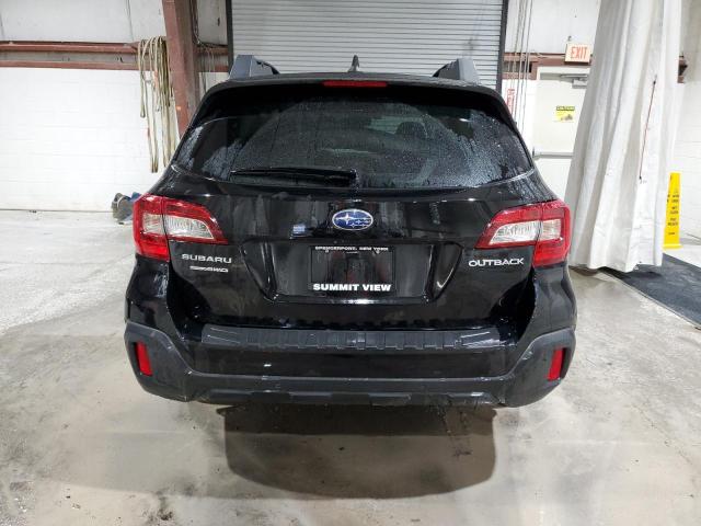  SUBARU OUTBACK 2018 Czarny