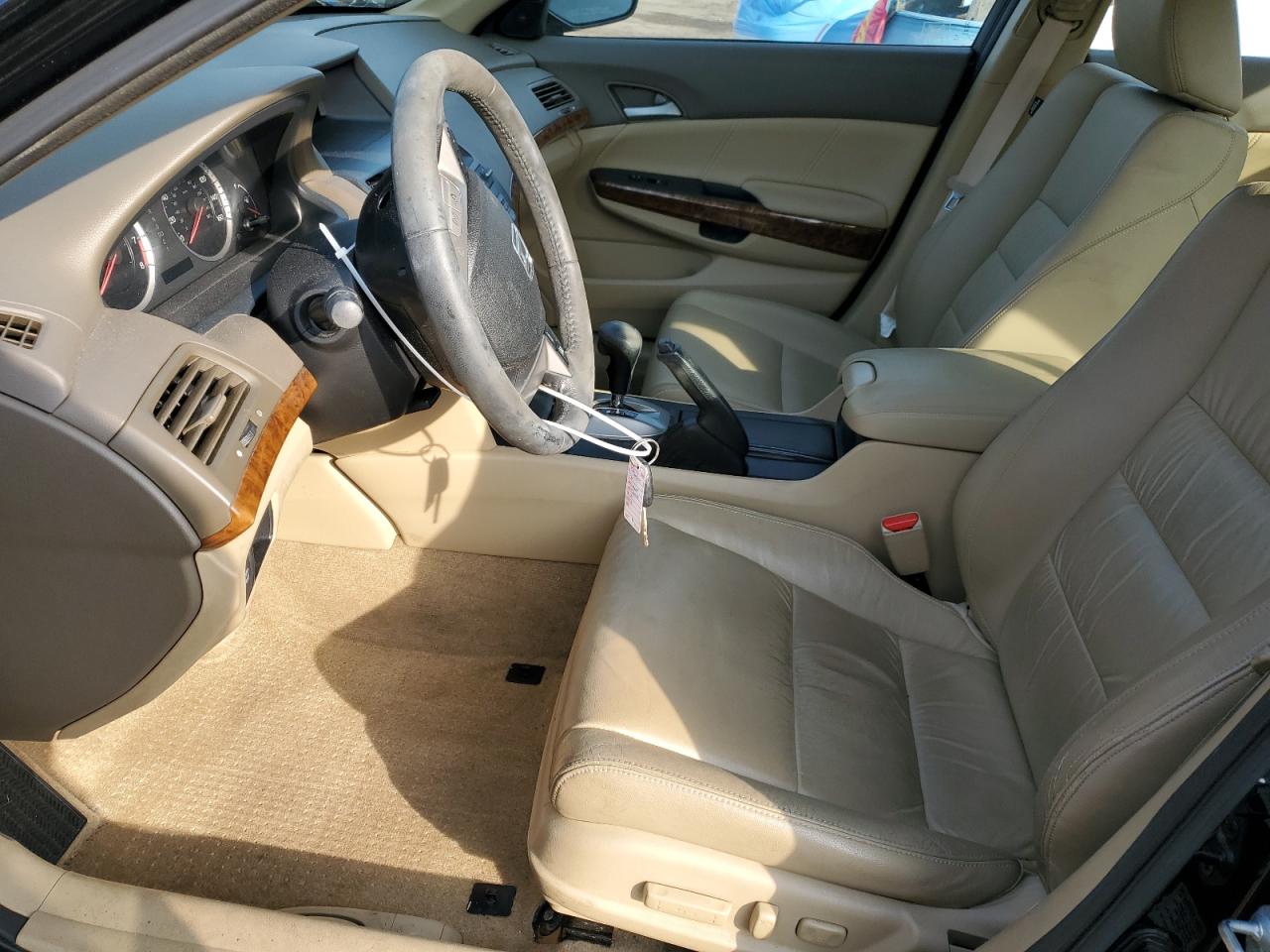 2010 Honda Accord - Image 7