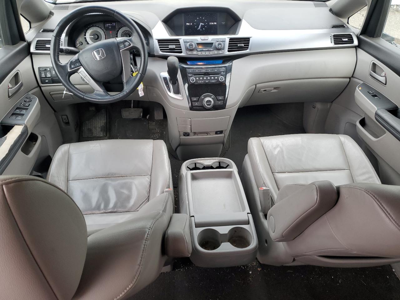2011 Honda Odyssey - Image 8