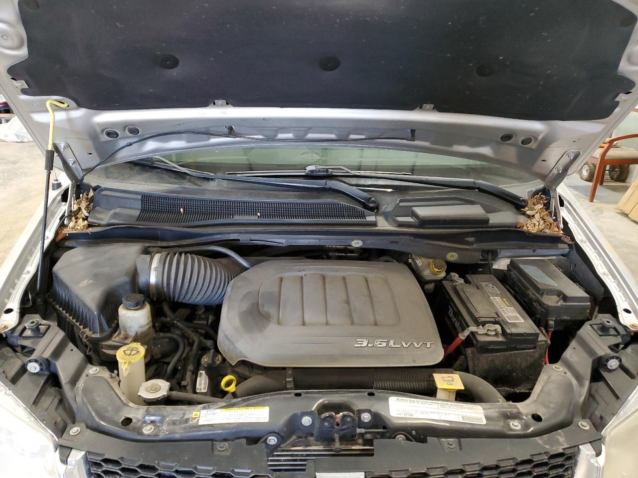 2011 Dodge Caravan - Image 12