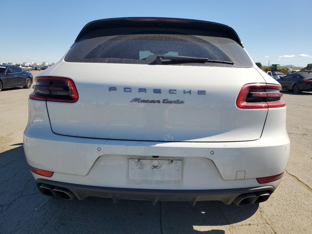 2016 Porsche Macan - Image 6