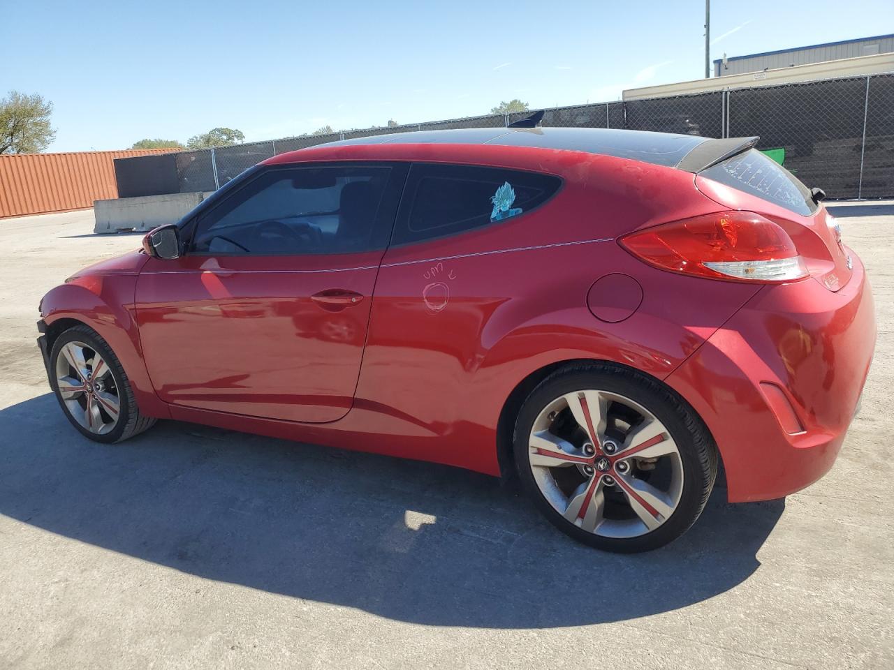 2016 Hyundai Veloster - Image 2