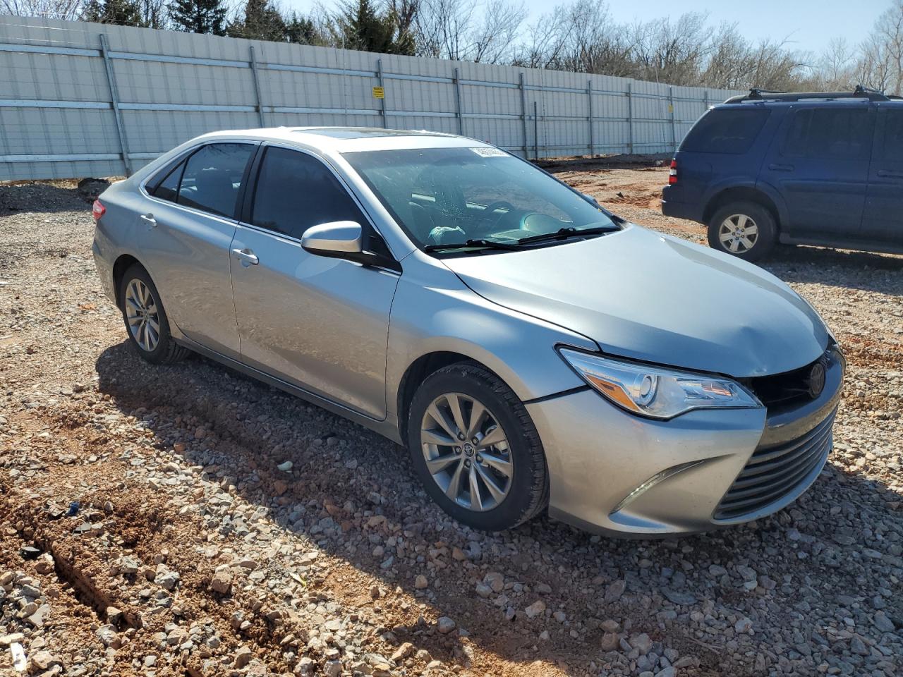 2016 Toyota Camry - Image 4