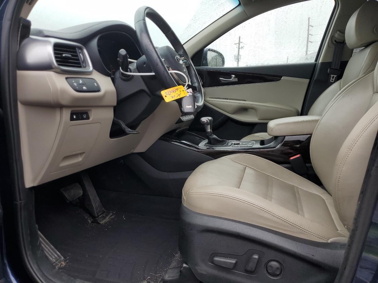 2019 Kia Sorento - Image 7