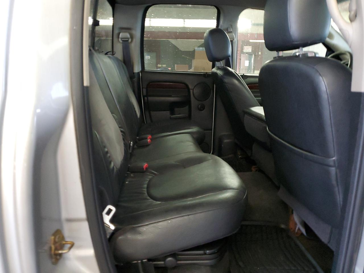 2003 Dodge RAM - Image 10