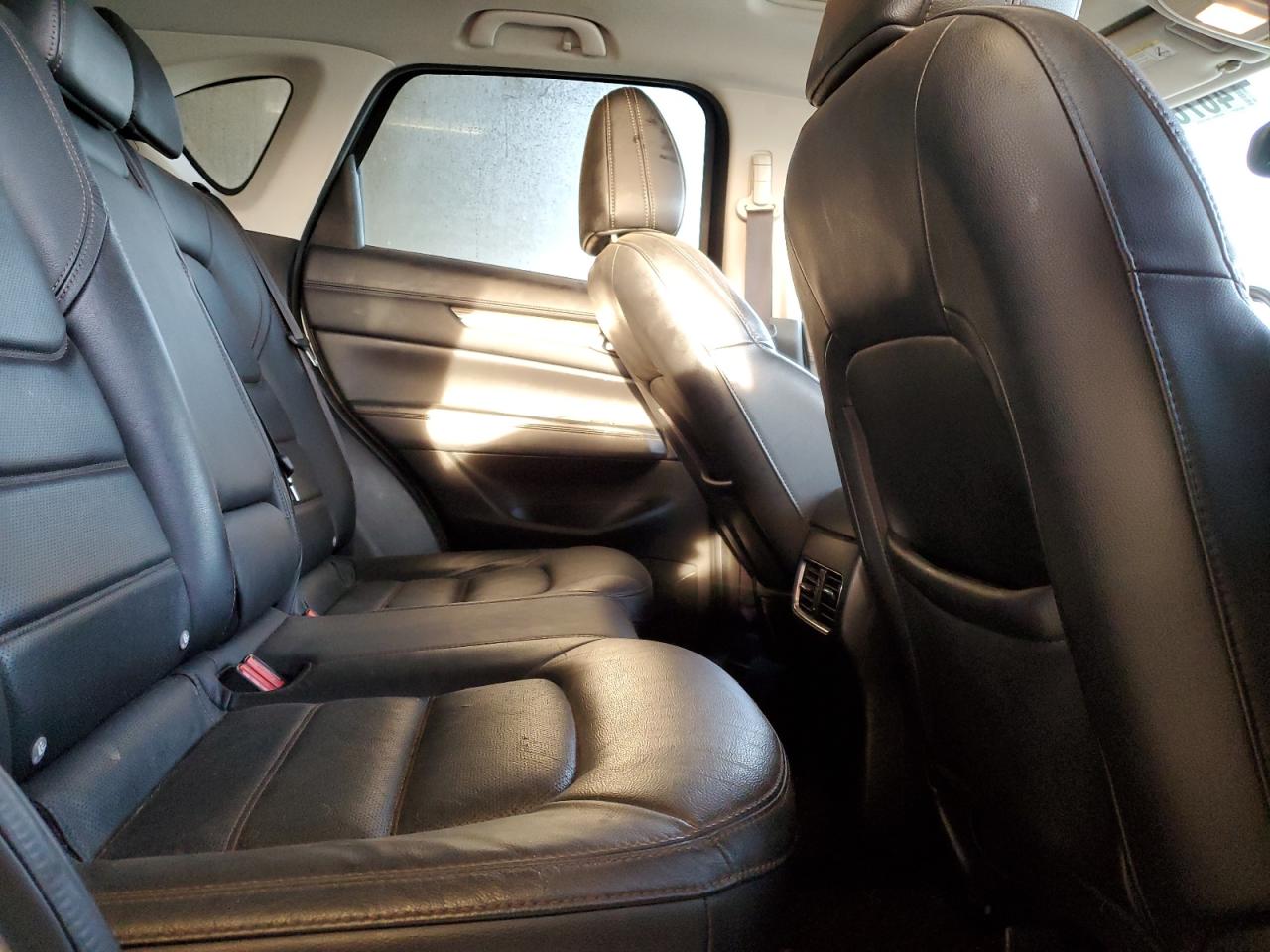 2017 Mazda CX-5 - Image 11