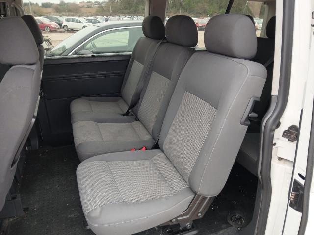 2013 VOLKSWAGEN TRANSPORTER SHUTTLE 2.0 TDI 102PS SE MINIBUS