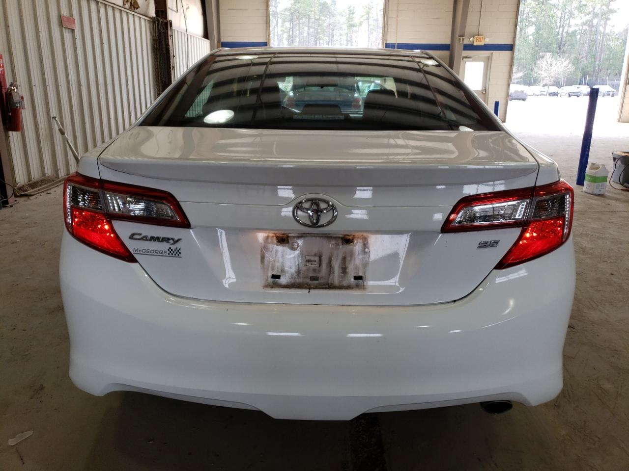 2013 Toyota Camry - Image 6