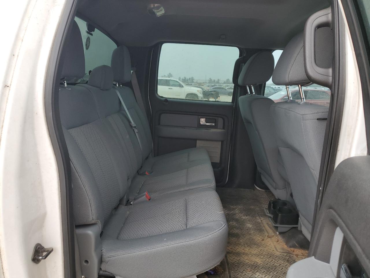 2014 Ford F-150 - Image 10