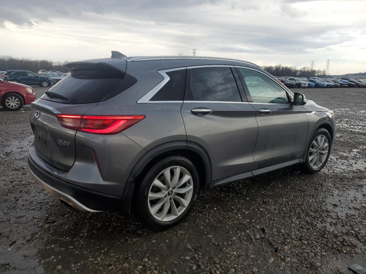 2019 Infiniti QX50 - Image 3