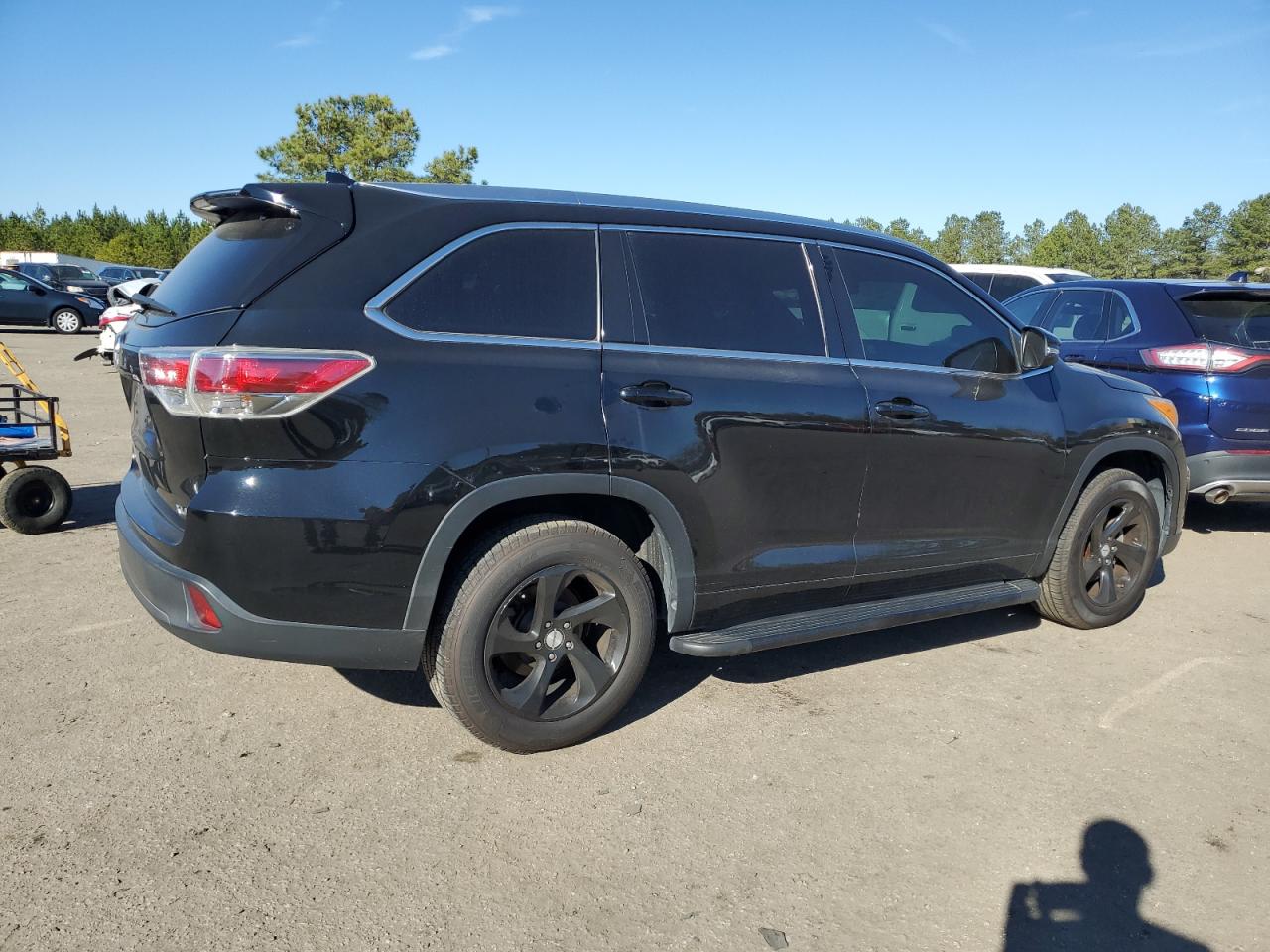2014 Toyota Highlander - Image 3