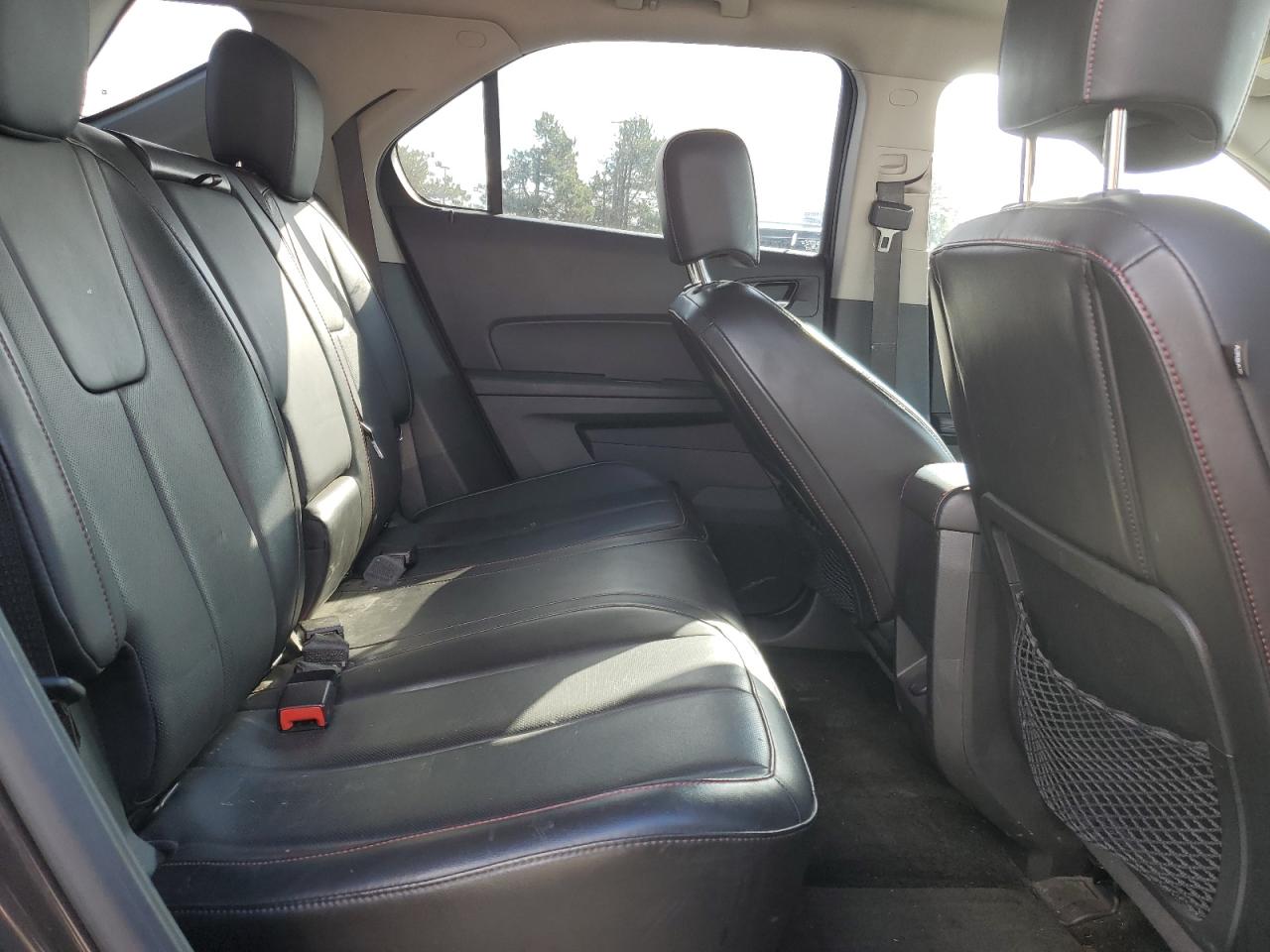 2015 Chevrolet Equinox - Image 11