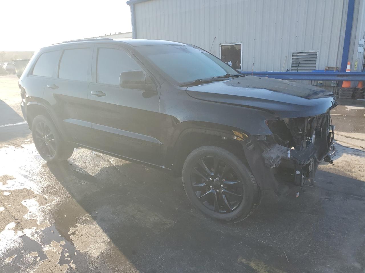 2018 Jeep Grand Cherokee - Image 4