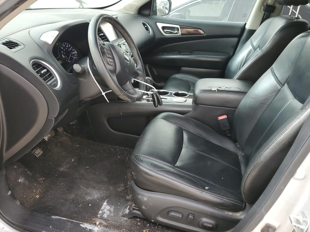 2014 Nissan Pathfinder - Image 7