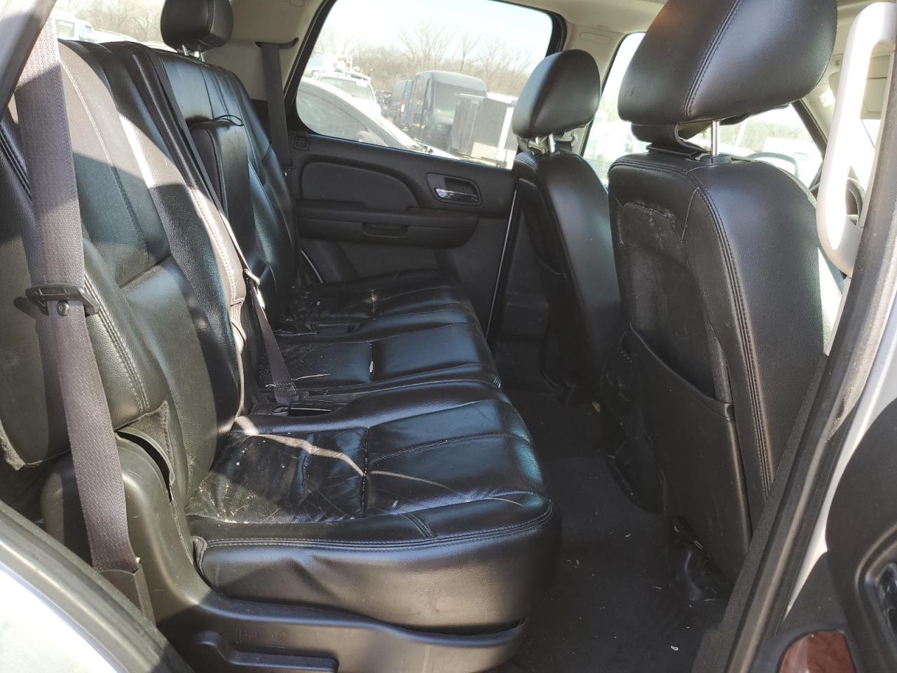 2012 Chevrolet Tahoe - Image 12