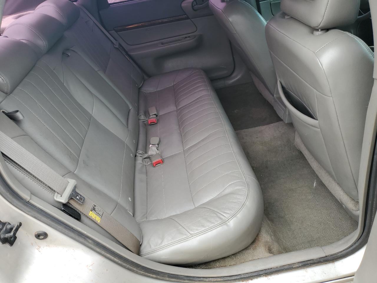 2002 Chevrolet Impala - Image 10
