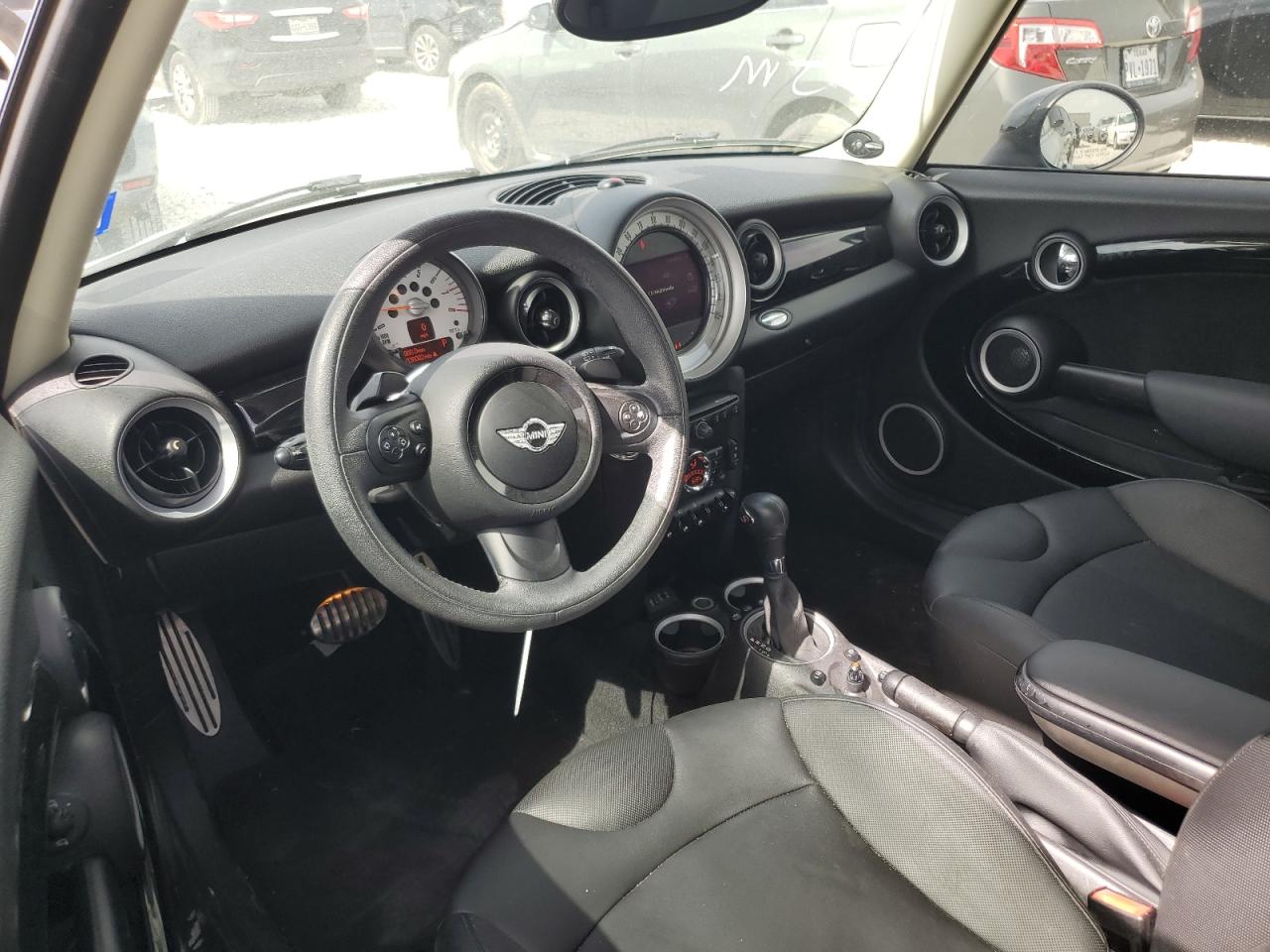 2013 MINI Cooper - Image 8