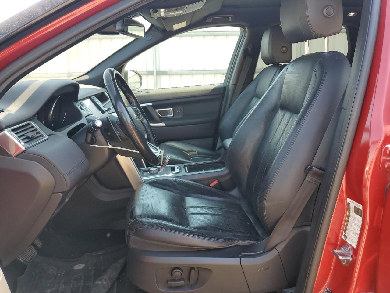 2016 Land Rover Discovery - Image 7