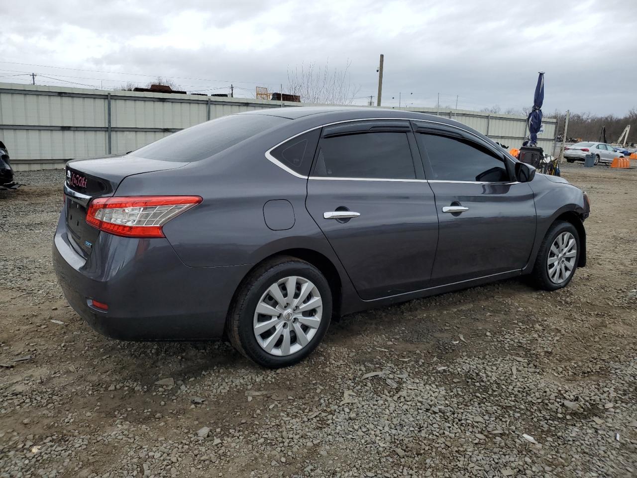 2013 Nissan Sentra - Image 3