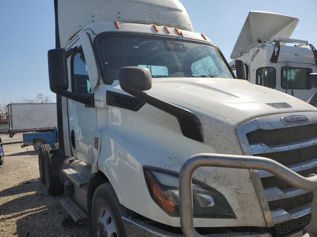 2020 Freightliner Cascadia 116 