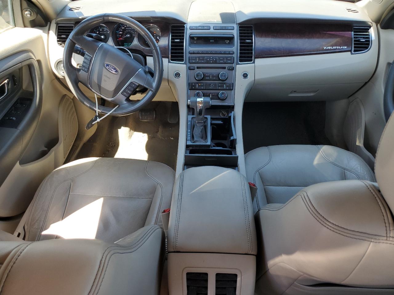 2011 Ford Taurus - Image 8