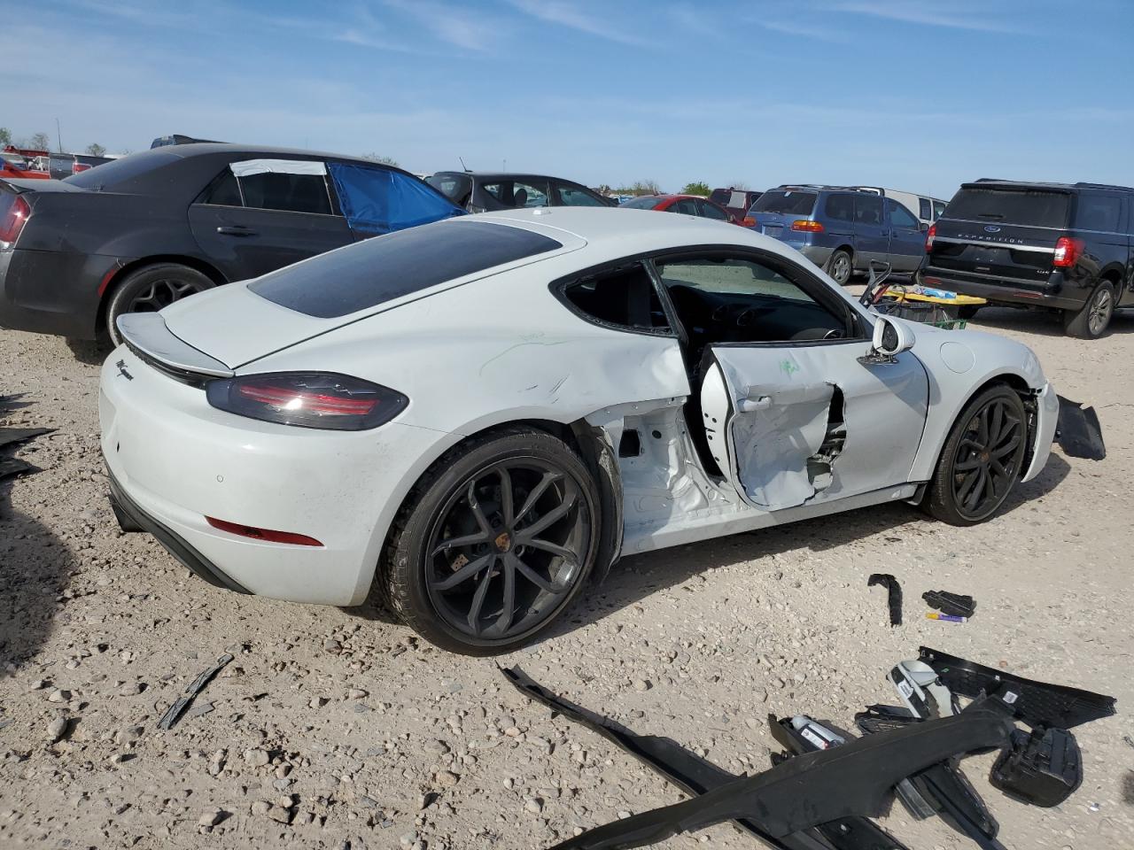 2024 Porsche Cayman - Image 3
