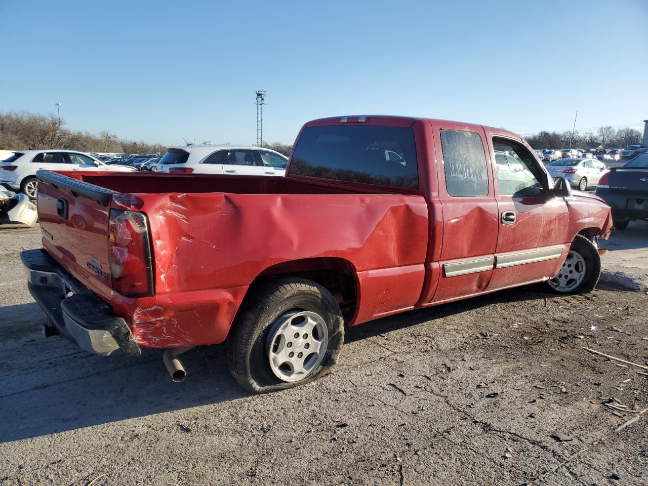 2004 Chevrolet Silverado - Image 3