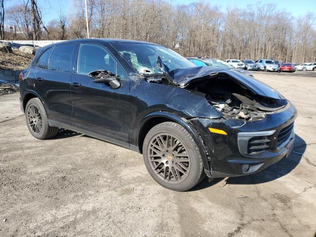  PORSCHE CAYENNE 2017 Czarny
