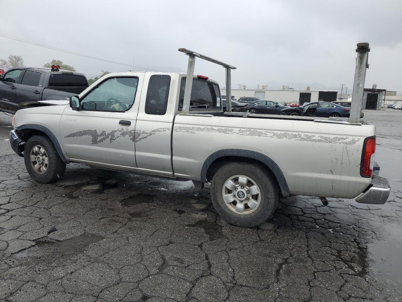 1999 Nissan Navara (Frontier) - Image 2
