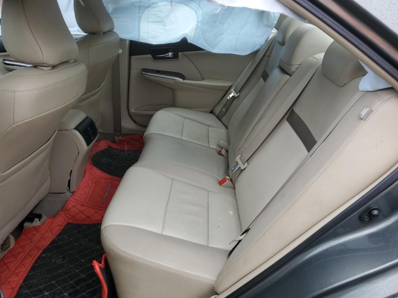 2012 Toyota Camry - Image 10