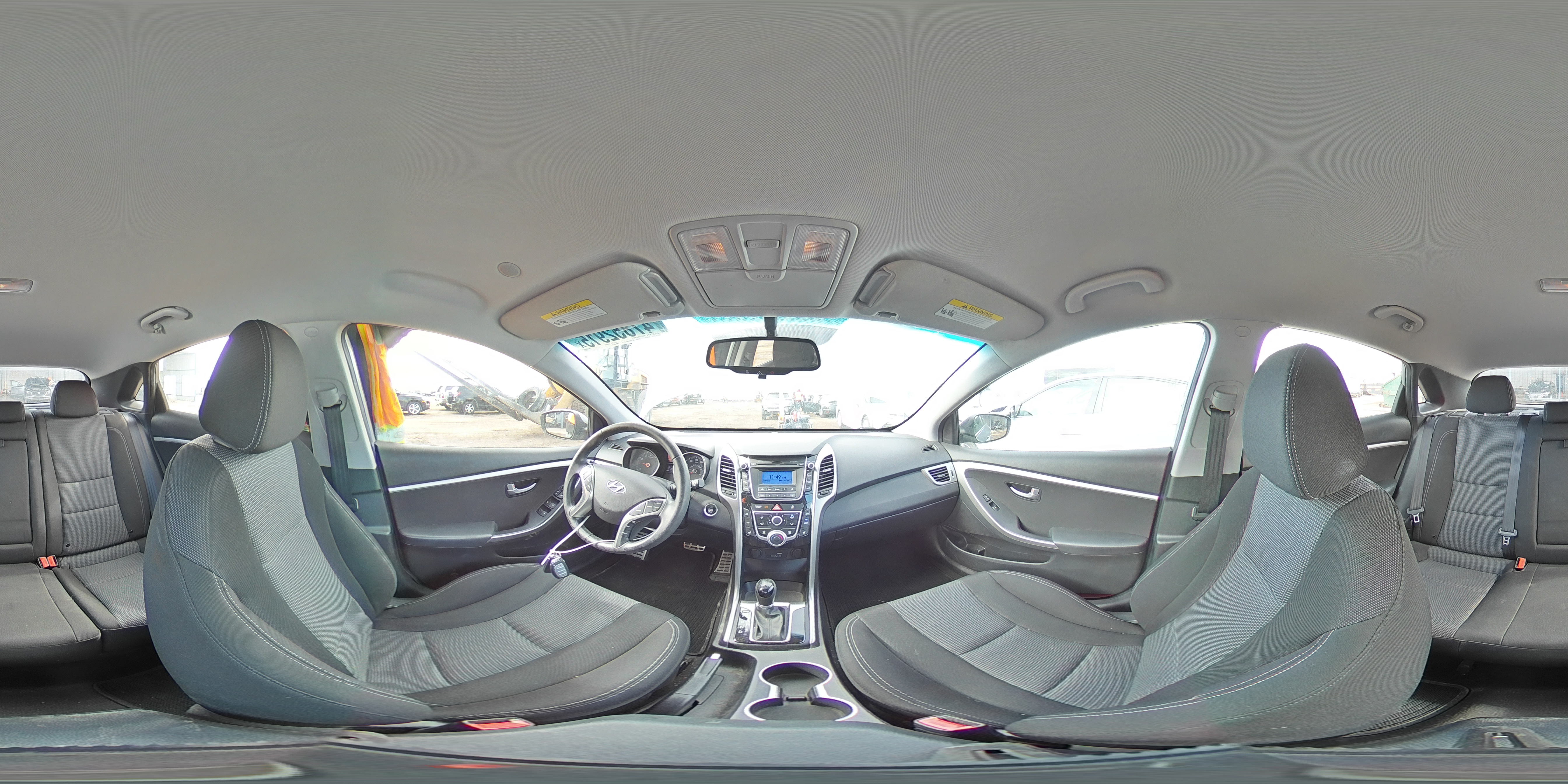 2016 Hyundai Elantra - Image 14