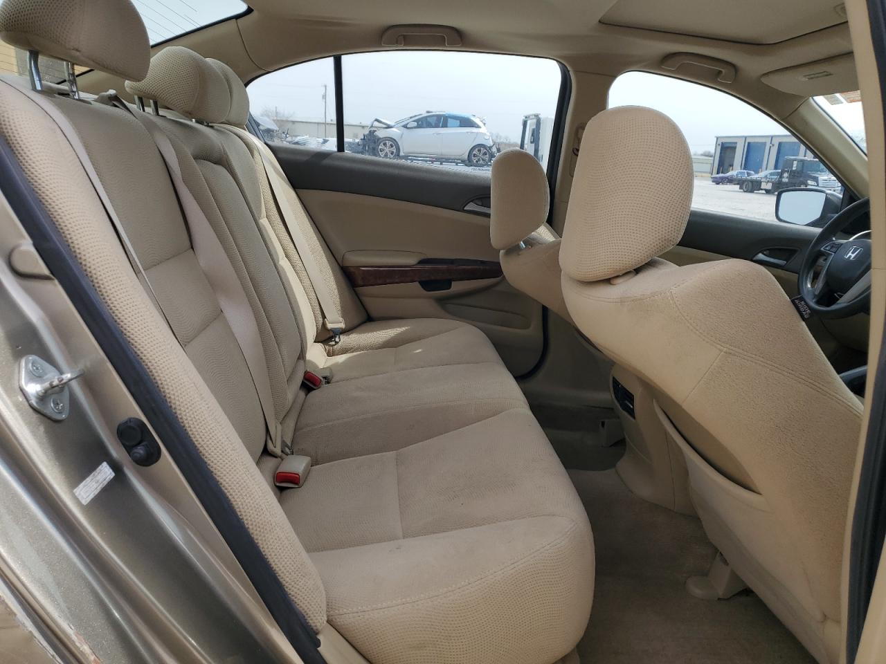 2010 Honda Accord - Image 10