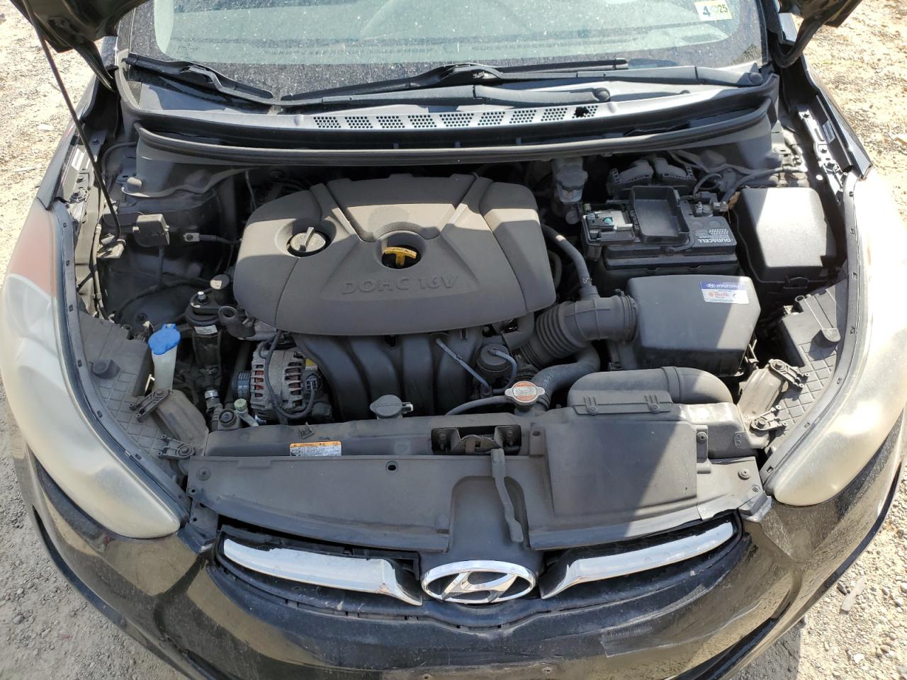 2012 Hyundai Elantra - Image 12