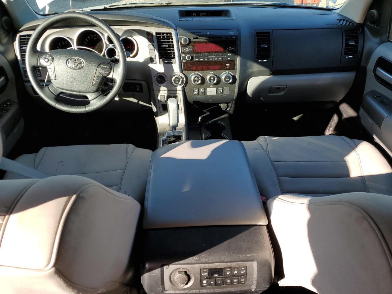 2012 Toyota Sequoia - Image 8