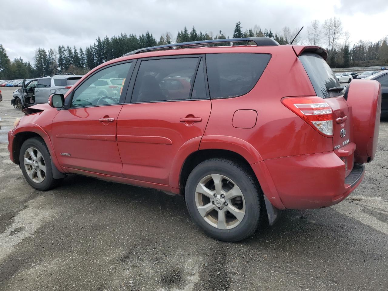 2010 Toyota RAV 4 - Image 2