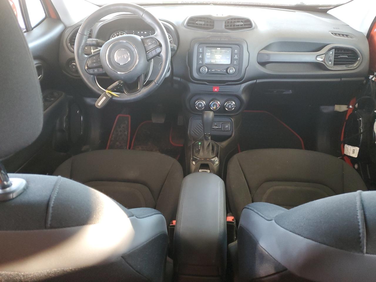 2017 Jeep Renegade - Image 8
